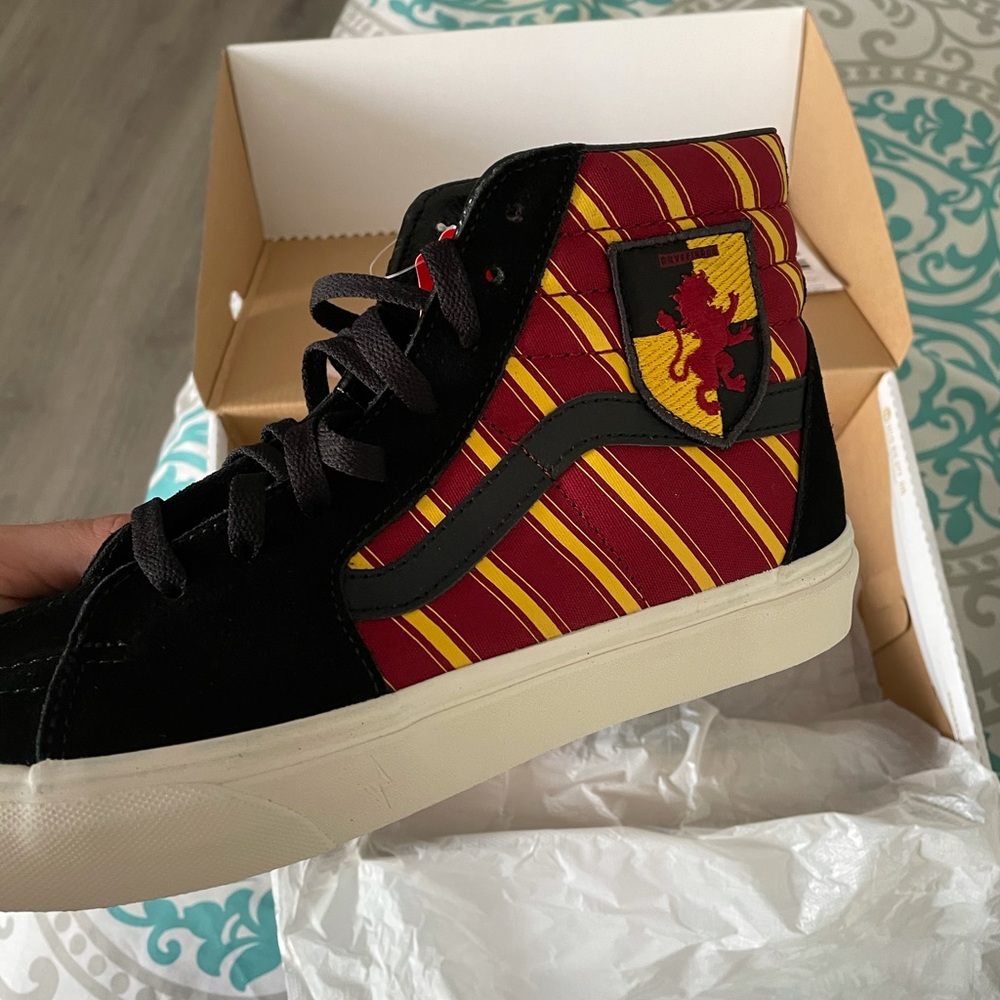 Vans Hightop Gryffindor Shoes